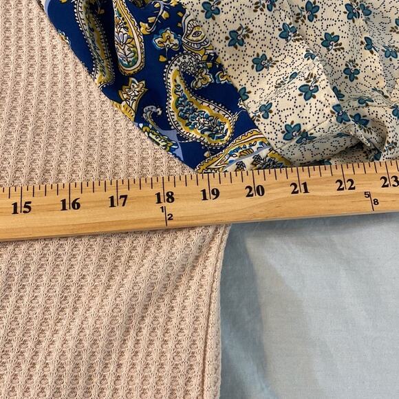 Umgee Mixed Media Waffle Knit and Ruffle Sleeve Boho Top Size Medium - Picture 6 of 7